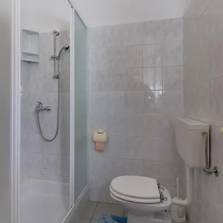 Apartment In With Sea View, Balcony, Air Conditioning, Wifi